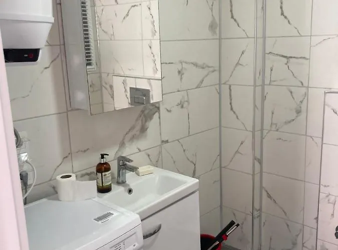 Sahil Aparts - Guelluek 3*