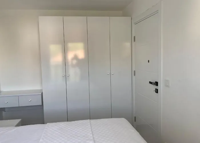 Sahil Aparts - Guelluek Milas